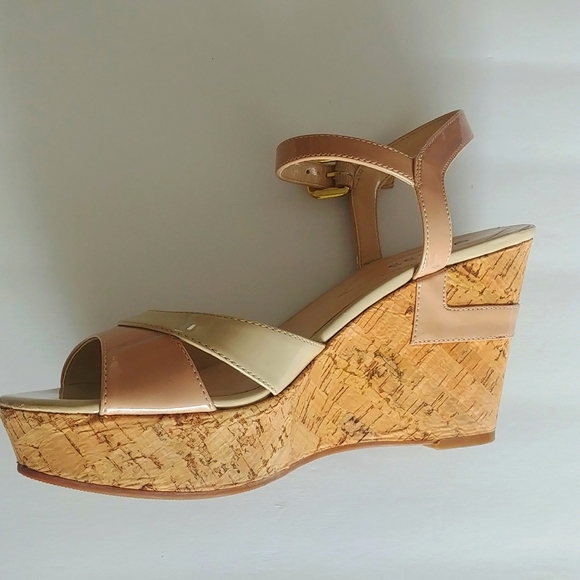 Guess Cork 4 Inche Heels - Picture 7 of 16